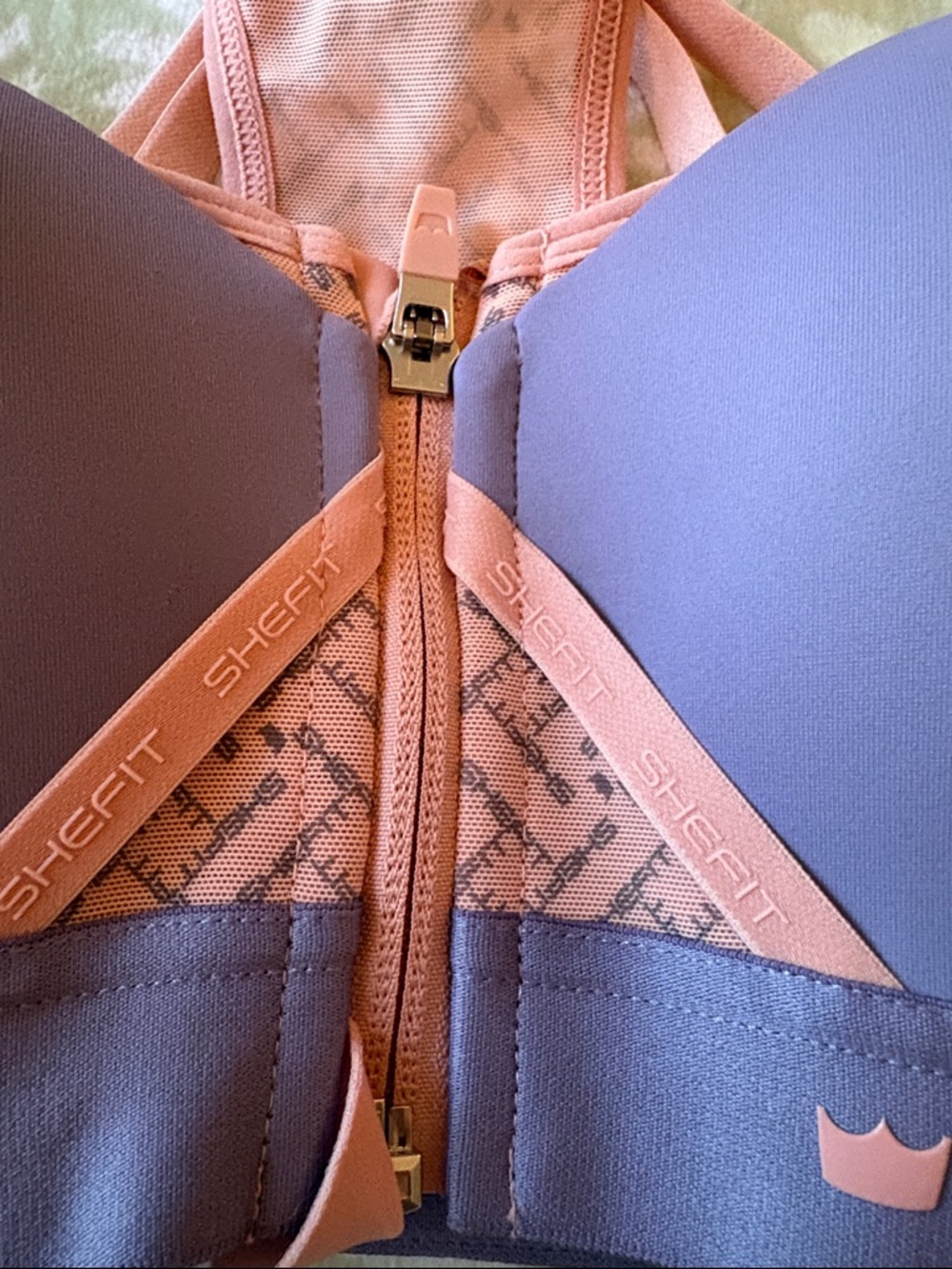 SHEFIT Exhilarate Front-Zip Sports Bra in dusty violet and rose medium NWT - Picture 6 of 7